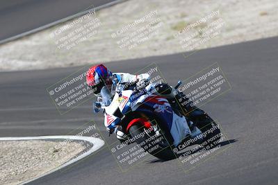 media/Sep-21-2025-TrackDaz (Sun) [[277c75b276]]/C Group/1140pm (Turn 3)/
